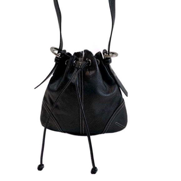 Coach Metro Small Leather Bucket Shoulder or Crossbody Handbag - Picture 2 of 14